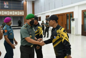 Kasdam Lepas Kontingen Kodam XII/Tpr Ikuti Piala Kasad Liga Santri Tingkat Nasional