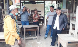 Wabup Prihatin Dengan Kondisi SMPN 7 Ketungau Hulu