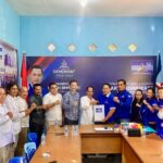 Pasangan Bala-Ronny Daftarkan Diri ke Demokrat Sintang