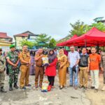 Camat Sintang Tinjau Operasi Pasar, Harap Dilakukan Secara Periodik