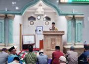 Anggota Polsek Dedai Berikan Kuliah Singkat dan Tarawih Bersama di Masjid Al-Amin Sintang