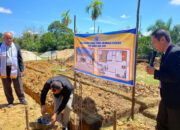 Supriyadi Hadiri Peletakan Batu Pertama Pembangunan Rumah Dinas Gembala Sidang GKII Bereda Dak Jaya