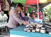 Polres Sintang Gelar Jumat Berkah “Polres Sintang Berbagi”, Sasar Masyarakat di Sejumlah Titik Keramaian Kota