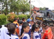 Polres Sintang Gelar Kegiatan Polisi Sahabat Anak, Kapolres Sintang Sambung Hangat Kehadiran Anak TK