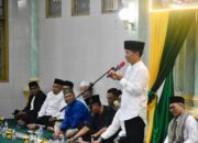 Bupati Sintang Hadiri Halal Bihalal Umat Islam di Masjid Al Amin