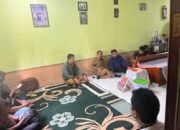 Berduka dan Prihatin, Bupati Sintang Melayat ke Rumah Korban Kecelakaan Bus DAMRI