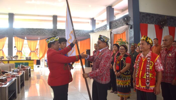 Yohanes Rumpak Resmi Pimpin ICDN Kabupaten Sintang Hingga 2030