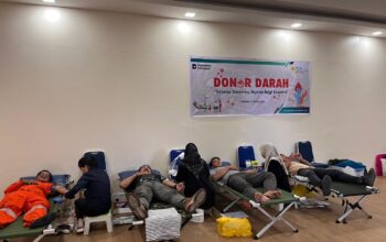 PLN IP UBP Sintang dan Rumah Sakit Ade M Djoen Kolaborasi Gelar Donor Darah