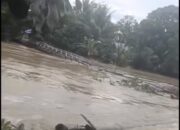 Banjir Mengamuk di Kayan Hulu, Jembatan Nanga Toran Putus dan Rumah Warga Nanga Abai Hanyut